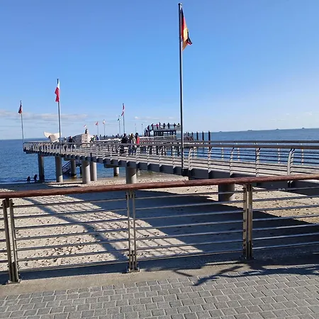 Gaestehaus-gorch-fock-wohnung-6-mit-direktem-meerblick