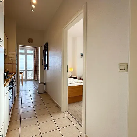 아파트 Gaestehaus-gorch-fock-wohnung-6-mit-direktem-meerblick *